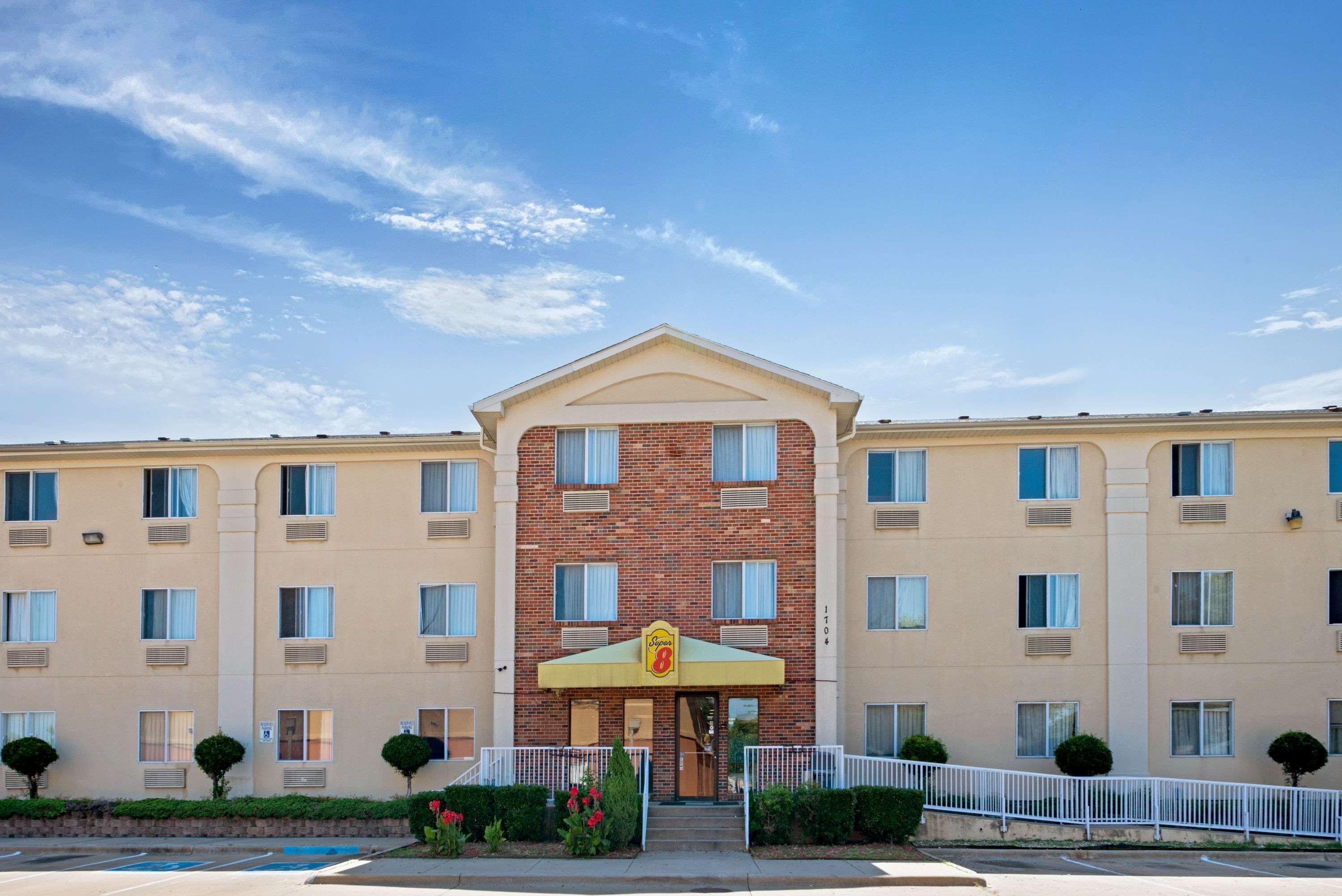Super 8 By Wyndham Plano/Dallas Area Exteriör bild