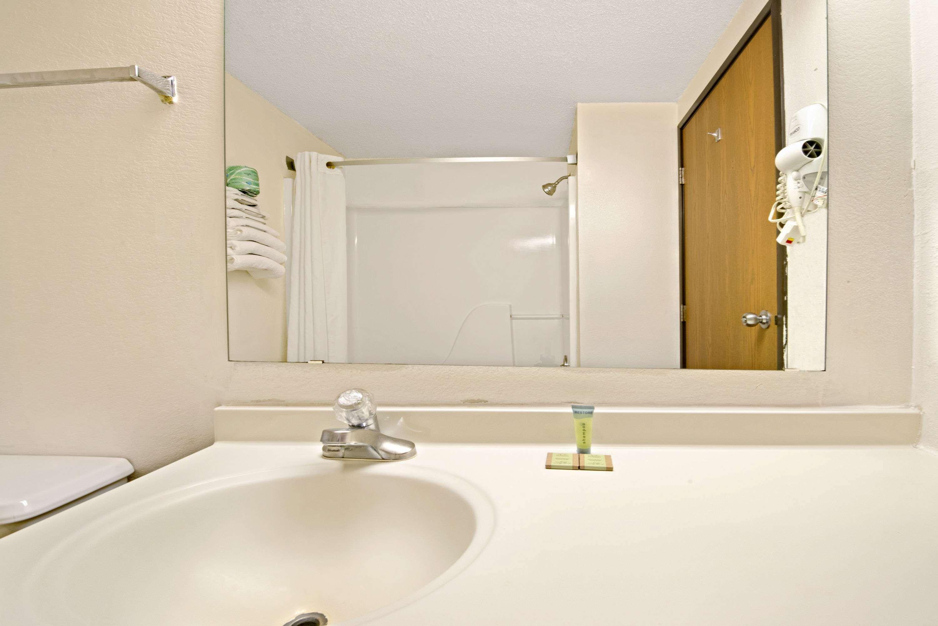 Super 8 By Wyndham Plano/Dallas Area Exteriör bild